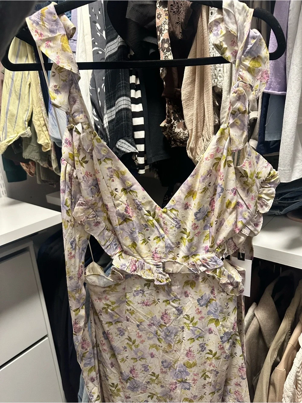 ASTR the Label Cassis Dress in Taupe
Purple Floral - Picture 6 of 8